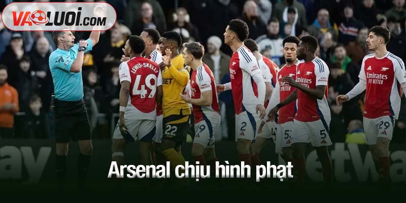 Arsenal chịu hình phạt